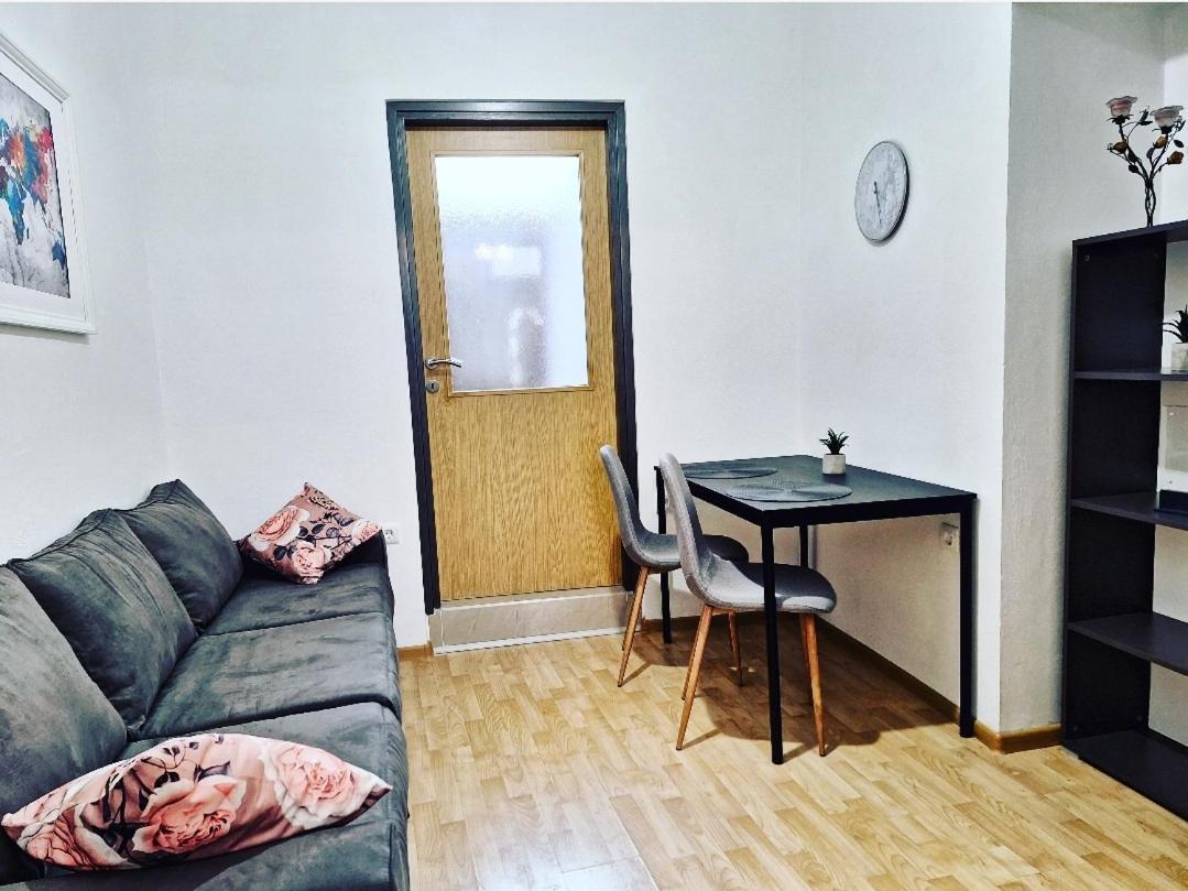 Apartment Ory 2 Between The Beach And City Center Пула Екстериор снимка